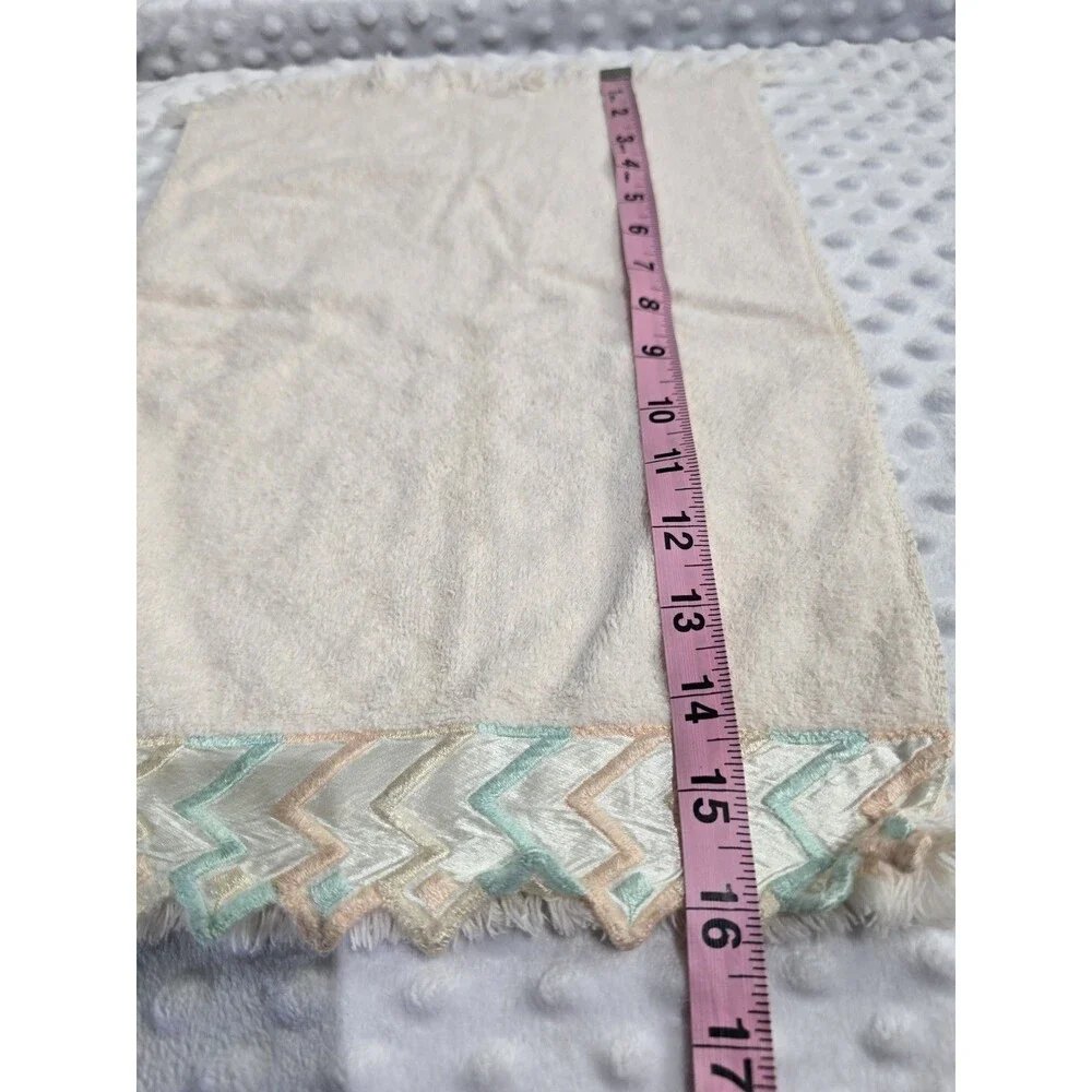 Vintage Pink Towel Set of 3 Cannon Fringe Fingertip Bathroom Guest Towels Granny